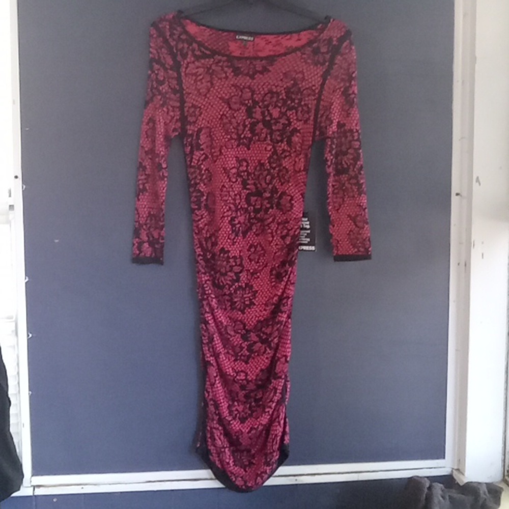 Elegant Pink and Black Lace Dress